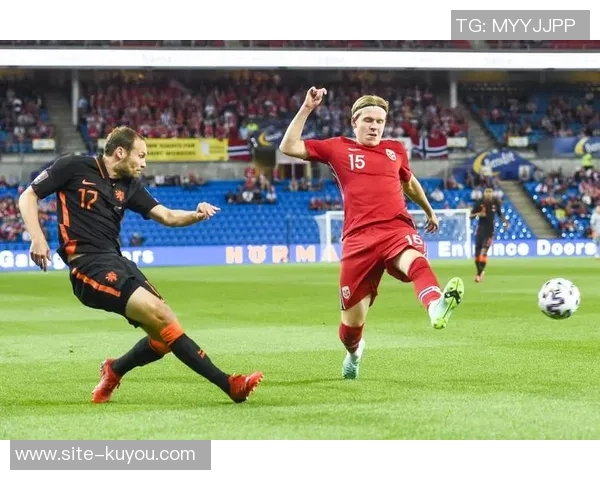 豹纹新发色引关注挪威后卫莱尔森世预赛惊艳亮相