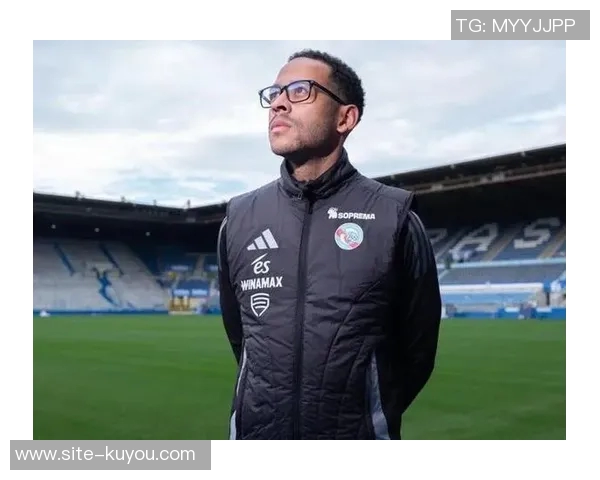 切尔西新帅即将确认41岁罗塞尼尔与俱乐部达成协议