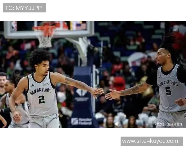 马刺防守表现出色沃尔什成功限制文班的发挥