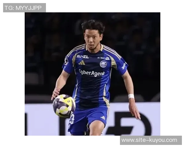 蓉城遭遇逆境白崎凌兵惊艳世界波破门刘殿座无奈失守陷入0-2落后困境 蓉城遭遇逆境白崎凌兵惊艳世界波破门刘殿座无奈失守陷入0-2落后困境